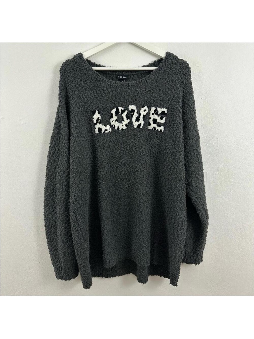Torrid Women’s Love Soft Sweater Size 2X - Picture 1 of 5